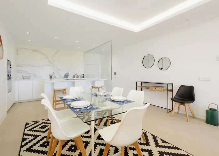 Renovated With Garden And Direct Access, East מארבלה
