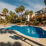 Renovated With Garden And Direct Access, East Appartement