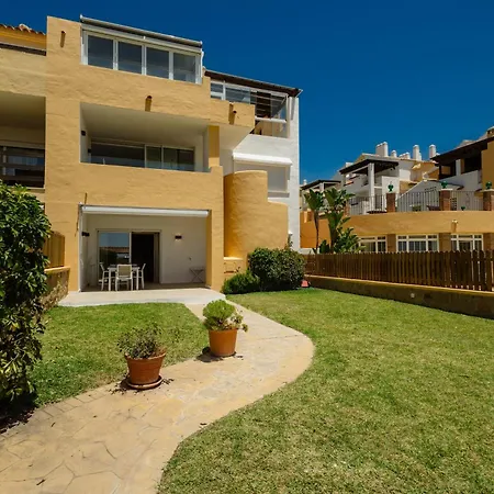 Apartment Renovated With Garden And Direct Access, East *