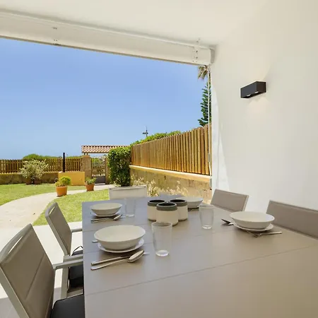 Renovated With Garden And Direct Access, East *