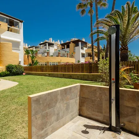 Renovated With Garden And Direct Access, East Apartment Marbella