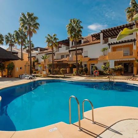 Appartement Renovated With Garden And Direct Access, East Marbellac