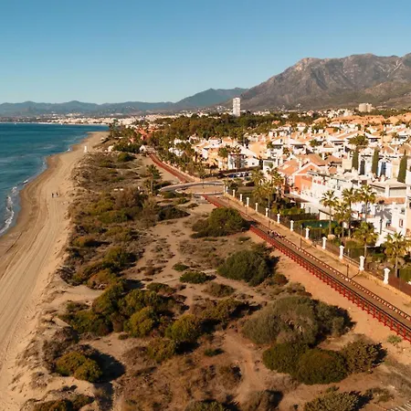 Renovated With Garden And Direct Access, East Apartment *