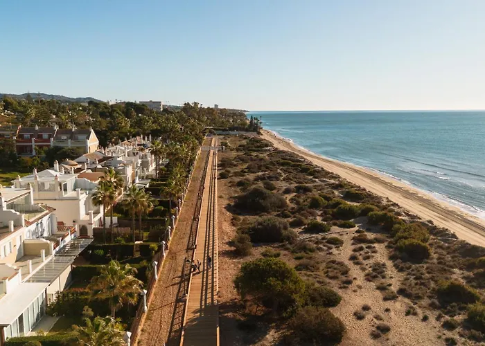 Appartement Renovated With Garden And Direct Access, East *