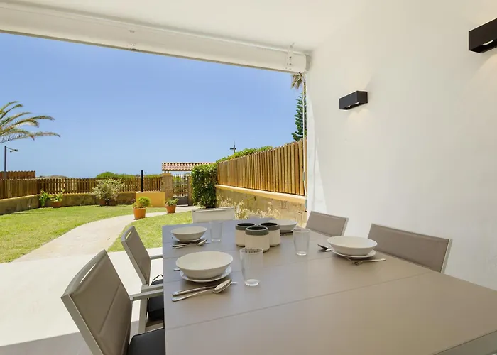 Renovated With Garden And Direct Access, East *