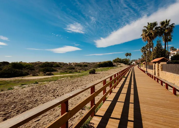 Renovated With Garden And Direct Access, East Appartement