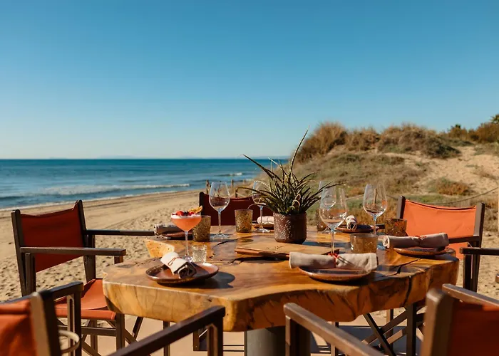 Appartement Renovated With Garden And Direct Access, East Marbella