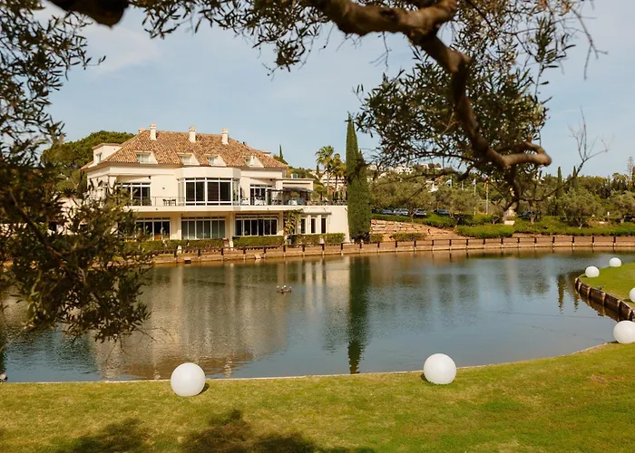 Renovated With Garden And Direct Access, East