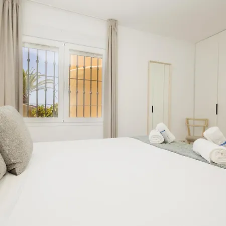 公寓 Renovated With Garden And Direct Access, East 马尔韦利亚